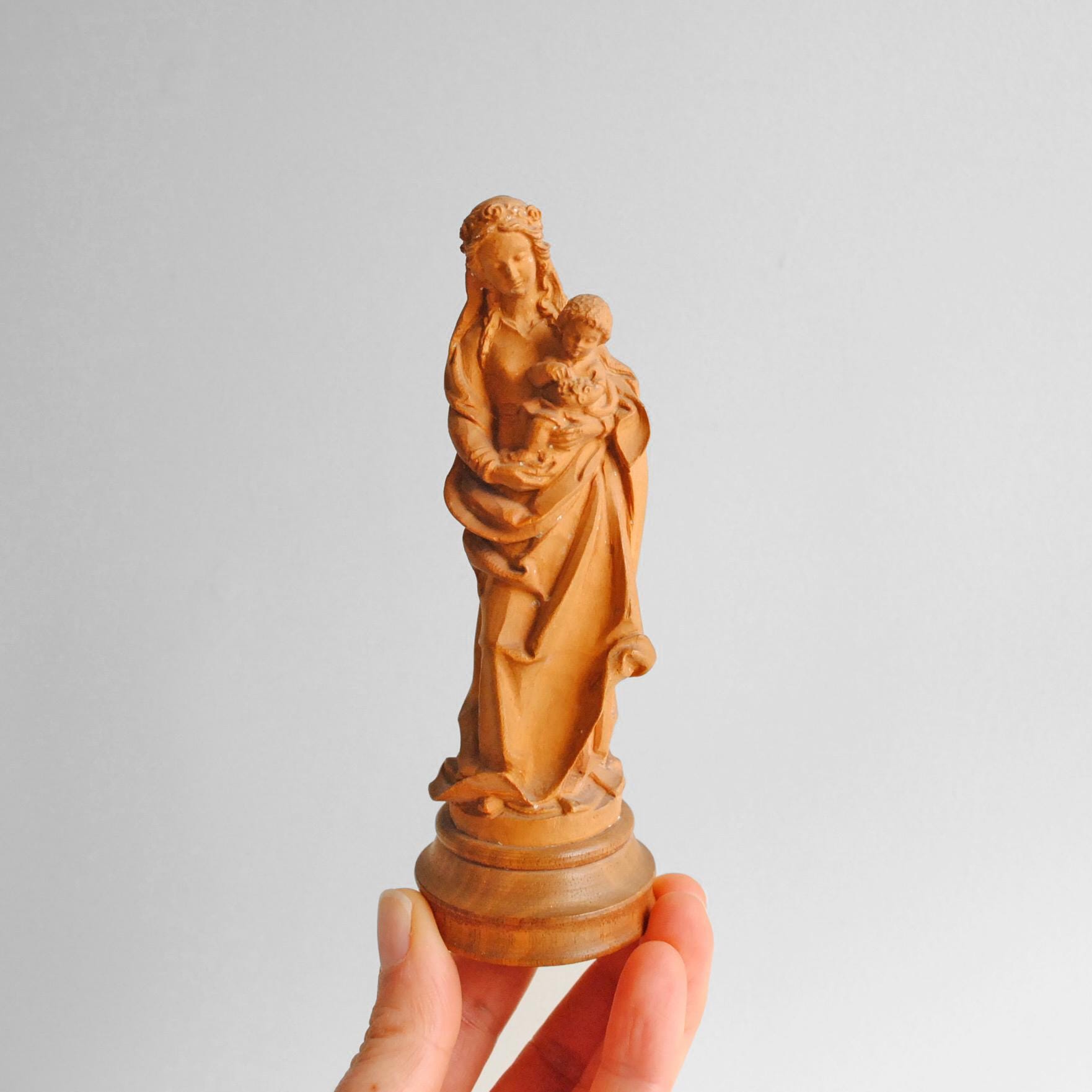 Anri wood carvings - Etsy 日本