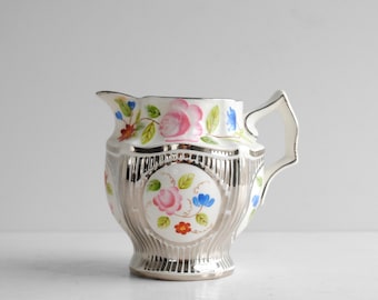 Jarra para crema Old Leeds de plata brillante y diseño floral, estilo Paragon.