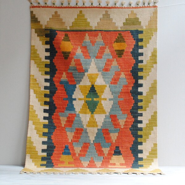 Vintage Kayseri Pınarbasi Kilim Throw Rug or Wall Hanging  /  3.75' x 2.5'