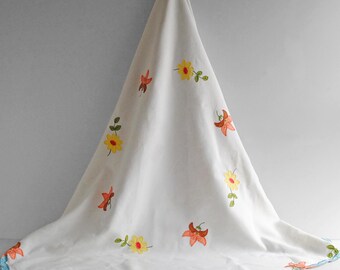 Vintage White Linen Tablecloth Hand Embroidered with Appliqué Flowers