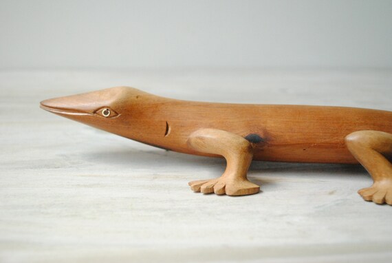 wooden lizard