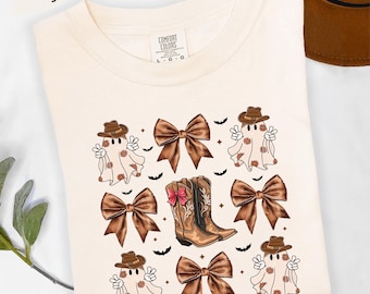 Camisa vaquera fantasma coqueta: camiseta de Halloween con colores cómodos del oeste