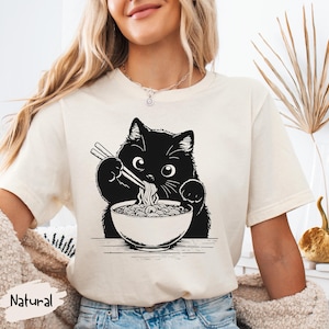 Ramen Cat T-Shirt: Retro Noodle Shirt, Foodie Gift