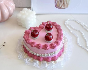 Herztorte Schmuckbox mit Spiegel: Pink im Vintage-Stil
