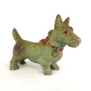 Vintage Cast Metal Scottish Terrier Dog Toy Figurine