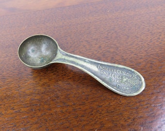 India and Ceylon Tea Measuring Spoon Vintage Kitchen Collectibles