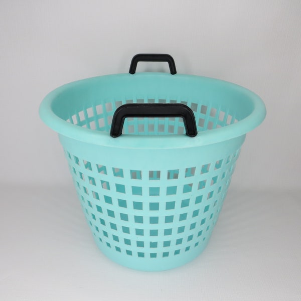 Small Vintage Turquoise Blue Plastic Utility Basket Arnoldware Rodgers