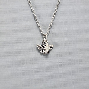 Bee Necklace Bumble Bee Charm Necklace Dainty Honey Bee Necklace Bee Minimalist Necklace Silver Bee Necklace