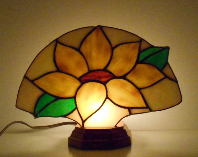 Sunflower Stained Glass Lamp stained Glass Fan Lamp table Etsy