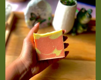 Jabón de naranja artesanal con aceite de aguacate – Barra refrescante de cítricos vegana – Regalo natural para el cuidado de la piel
