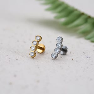 18G/16G CZ Climber Internally Threaded Labret • Flat Back Earring • Tragus Stud • Helix Stud • Cz Stud • Cartilage Stud • Nose Stud