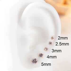 Orecchini a perno labret in titanio con zirconi rosa chiaro, orecchini a perno con parte posteriore piatta, piccoli orecchini per trago, orecchini per elica anteriore, piercing al trago