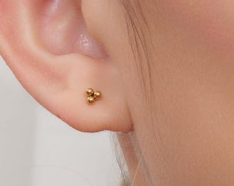 20G / 18G / 16G 3 Kugel Titan Ohrstecker • Push Pin Ohrringe mit flacher Rückseite • Tragus Ohrstecker • Helix Muschel Ohrstecker • Knorpel Ohrstecker • Geschenk für sie