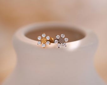 Titan Blume Ohrringe Labret mit Gewinde • Flacher Ohrring • Tragus Ohrstecker • Helix Ohrstecker • Cz Ohrstecker • Knorpel Ohrstecker • Nasen Ohrstecker
