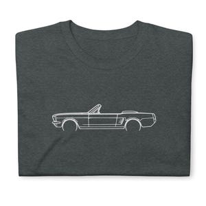 Maglietta Mustang 1966 Softstyle per amanti delle auto, regalo di compleanno per nonno, papà e figlio.