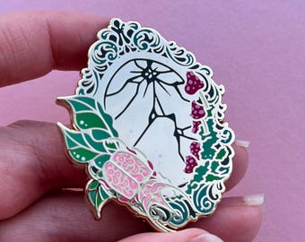 Broken Mirror - Enamel Pin
