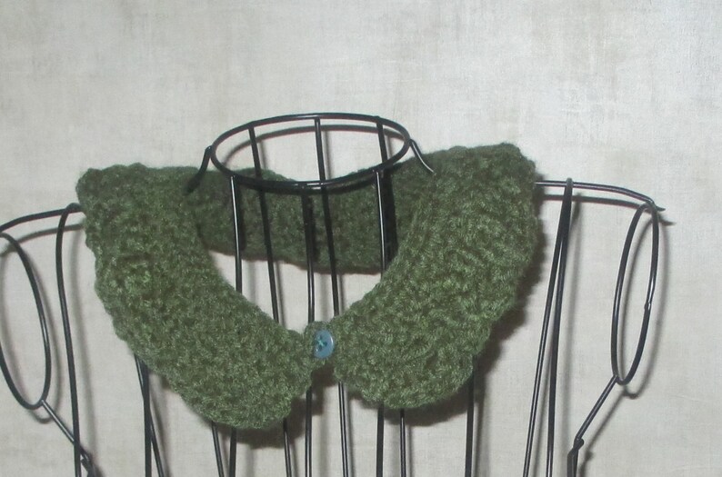 Collar Hand Crochet Wearable Art Secretarys Collar Dark Green acrylic yarn FREE SHIPPING