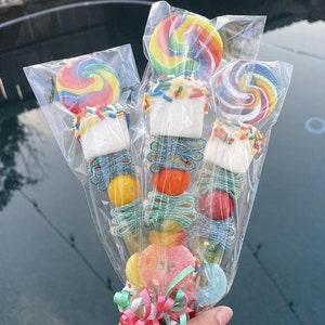 25 Delightful Custom Lollipop Candy Kabobs Bundles | Unique and Perfect Party Favors for Birthday Celebrations & Events