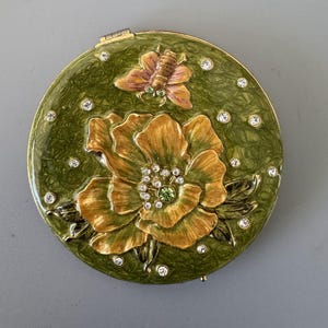 Vintage Ornate Compact Mirror-Flower Theme accented with Crystal-Beautiful Enamel Finish All