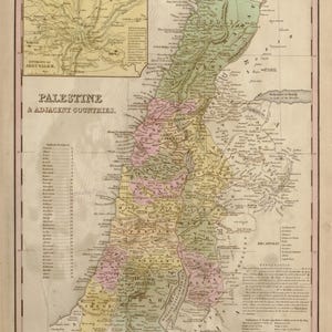 Puede incluir: Mapa antiguo de Palestina y países adyacentes, con información geográfica detallada. El mapa incluye un recuadro de Jerusalén y está etiquetado con varias regiones y ciudades. La paleta de colores incluye tonos de verde, rosa y amarillo.
