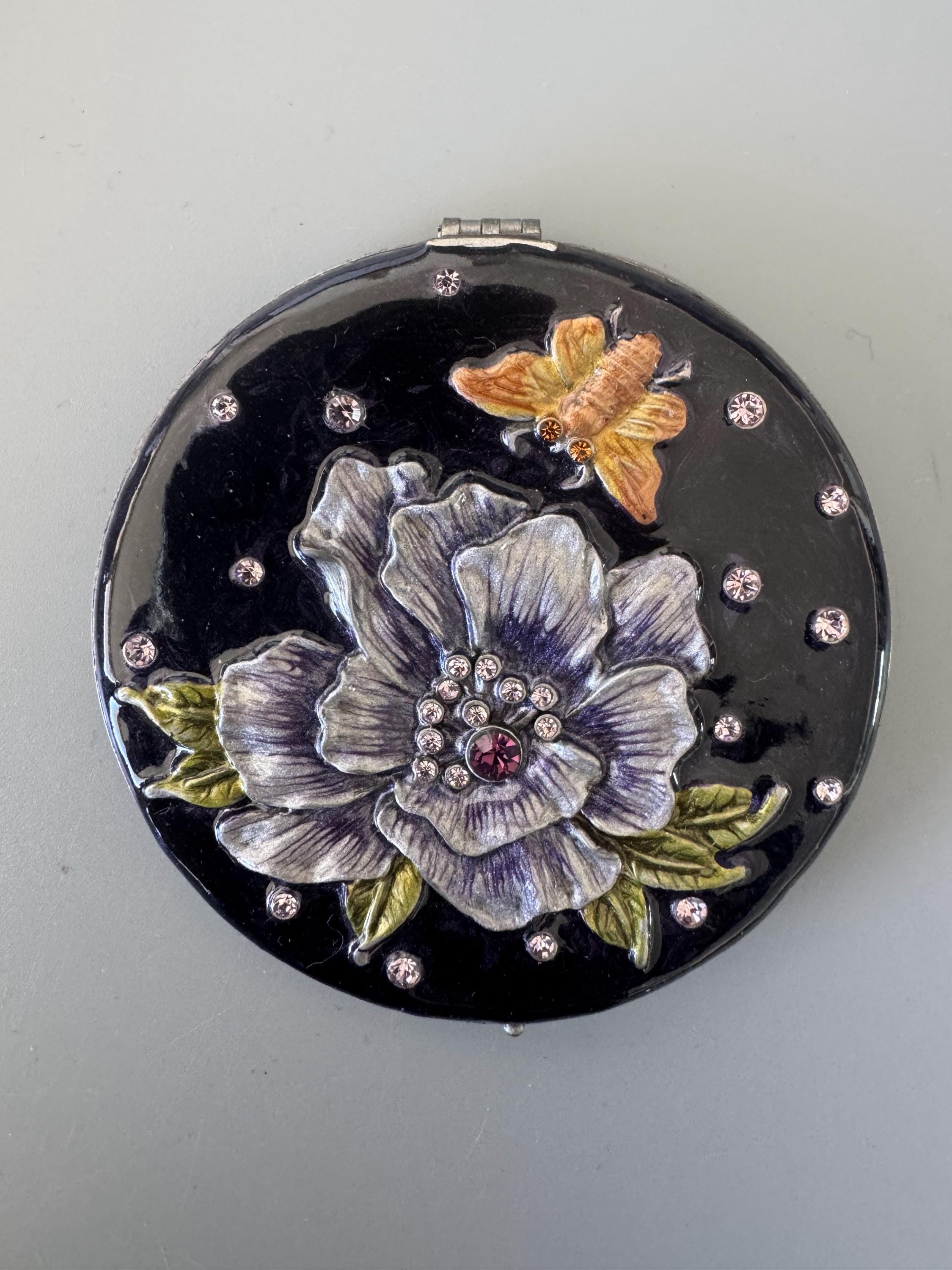 Vintage Compact Mirrors with Purple and Silver Rhinestone Mosaic design. Persian Orchid Oval Pocket Mirror - Handbag Mirror in Purple  main image 3