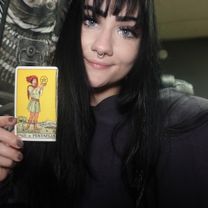 Que pense mon collègue de moi ? * VIDÉO de lecture de tarot * orientation spirituelle, lecture de relations, lecture d'amitié, médiumnité, argent