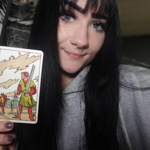 Czy mnie zdradzają?*WIDEO z odczytem Tarota* duchowe przewodnictwo, odczyt z bliźniaczego płomienia, jasność, mediumizm, przewidywanie psychiczne, tarot miłosny