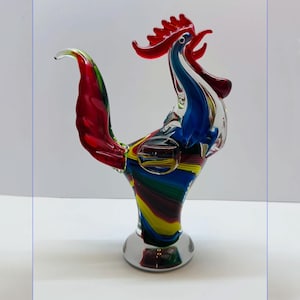 Gorgeous Art Glass, Rainbow Colored Rooster