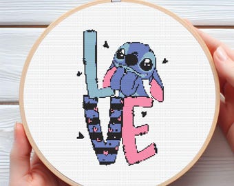 Love Stitch Cross Stitch Pattern - 5 Colors - Ideal for Beginners