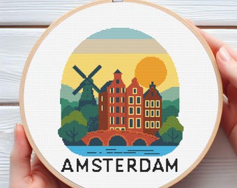 Wzór haftu krzyżykowego: Pejzaż miejski z kanałami Amsterdamu – 15 kolorów, holenderskie detale architektoniczne – 122x150 ściegów w formacie PDF