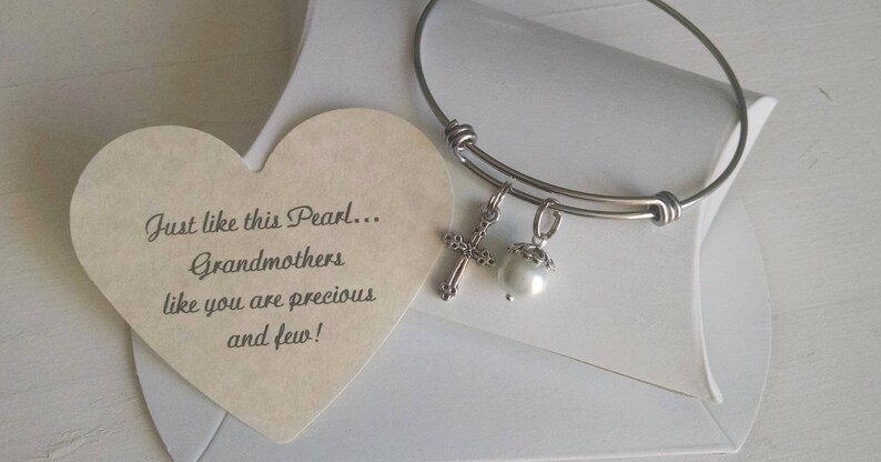 Grandma Mother of the Bride Nana Mother of the Groom Stepmother Gift Grandmother Pearl Bracelet Mother From Daughter Mimi