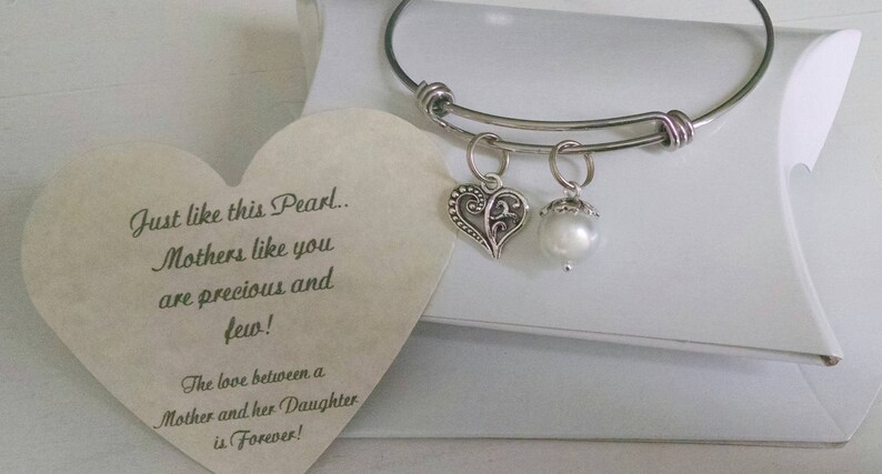 Grandma Mother of the Bride Nana Mother of the Groom Stepmother Gift Grandmother Pearl Bracelet Mother From Daughter Mimi