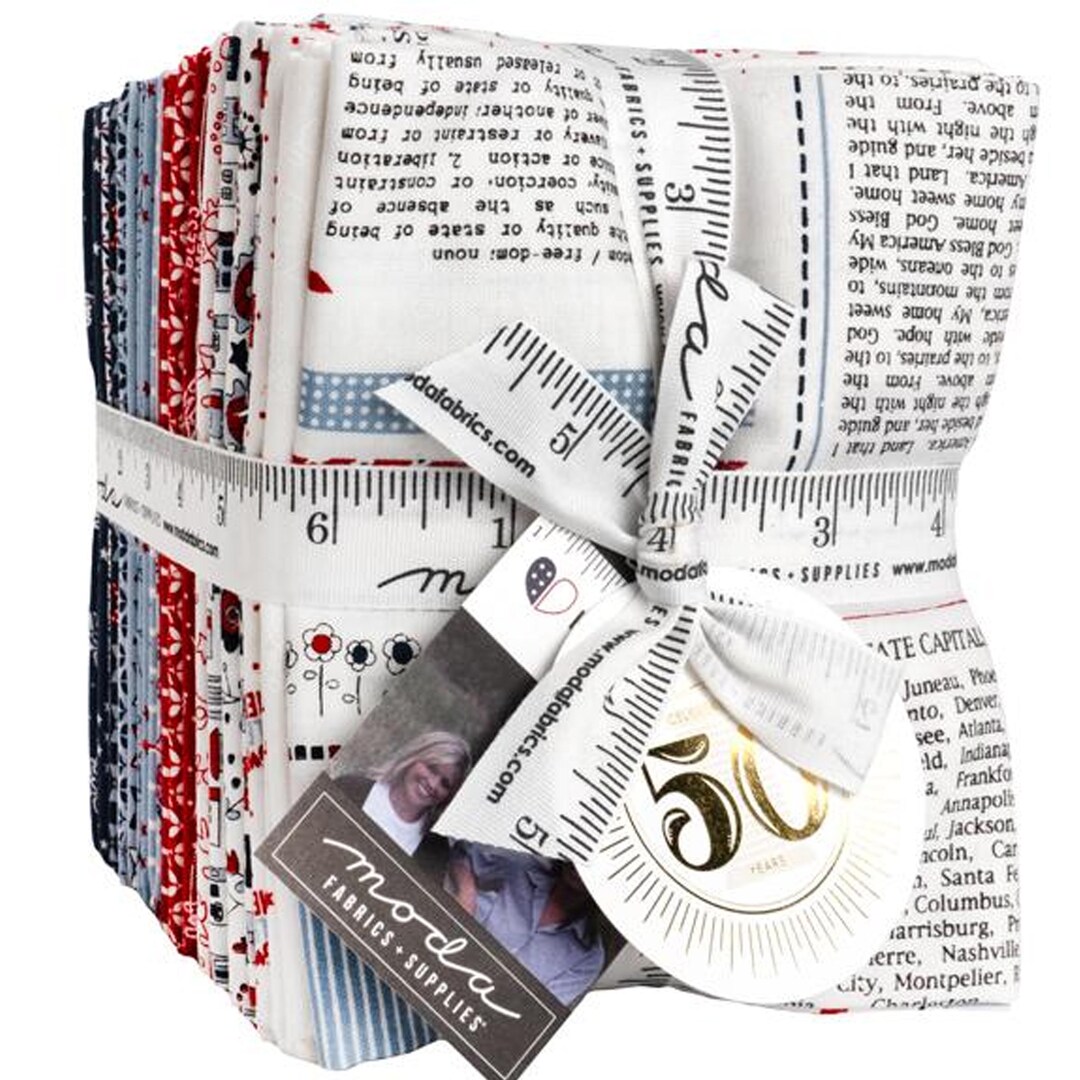 Independence Day 32 Fat Quarter Bundle by Sweetwater for Moda Fabrics ...