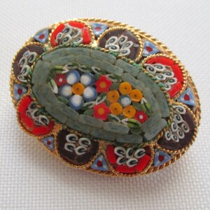 Vintage Brooch Oval Mosaic Floral Design
