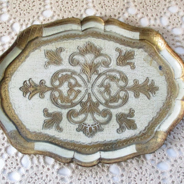 Vintage Made in Italy Florentine Tole Tray Gold and Cream Design