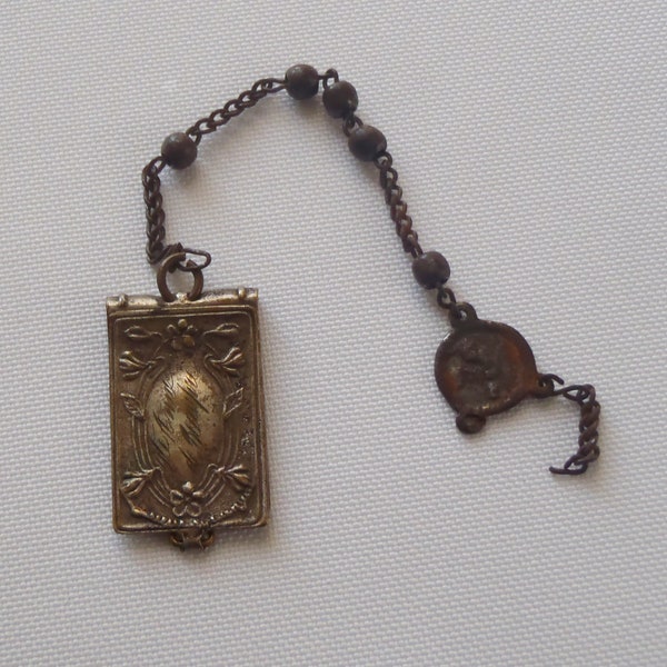 Vintage Album Book Locket Ste. Anne de Beaupre