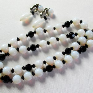 Vintage Necklace Earring Set Opalescent and Black Beads Demi-Parure