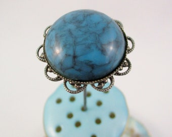 Vintage Victorian Filigree Setting Round Blue Stone Hat Pin