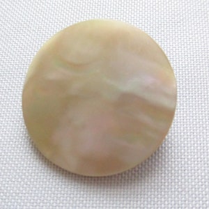 Vintage Victorian Round Mother of Pearl Brooch