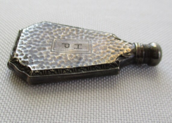 Vintage Webster Hammered Sterling Silver Perfume … - image 8