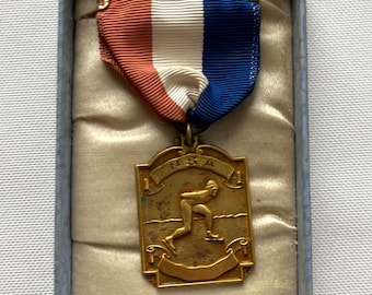 Vintage N.S.A.  Men Senior Special 1 Mile 1st 1948 Award Medal Ribbon Pin