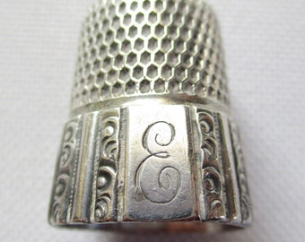 Vintage Simons Engraved Sterling Silver Paneled Thimble Size 9