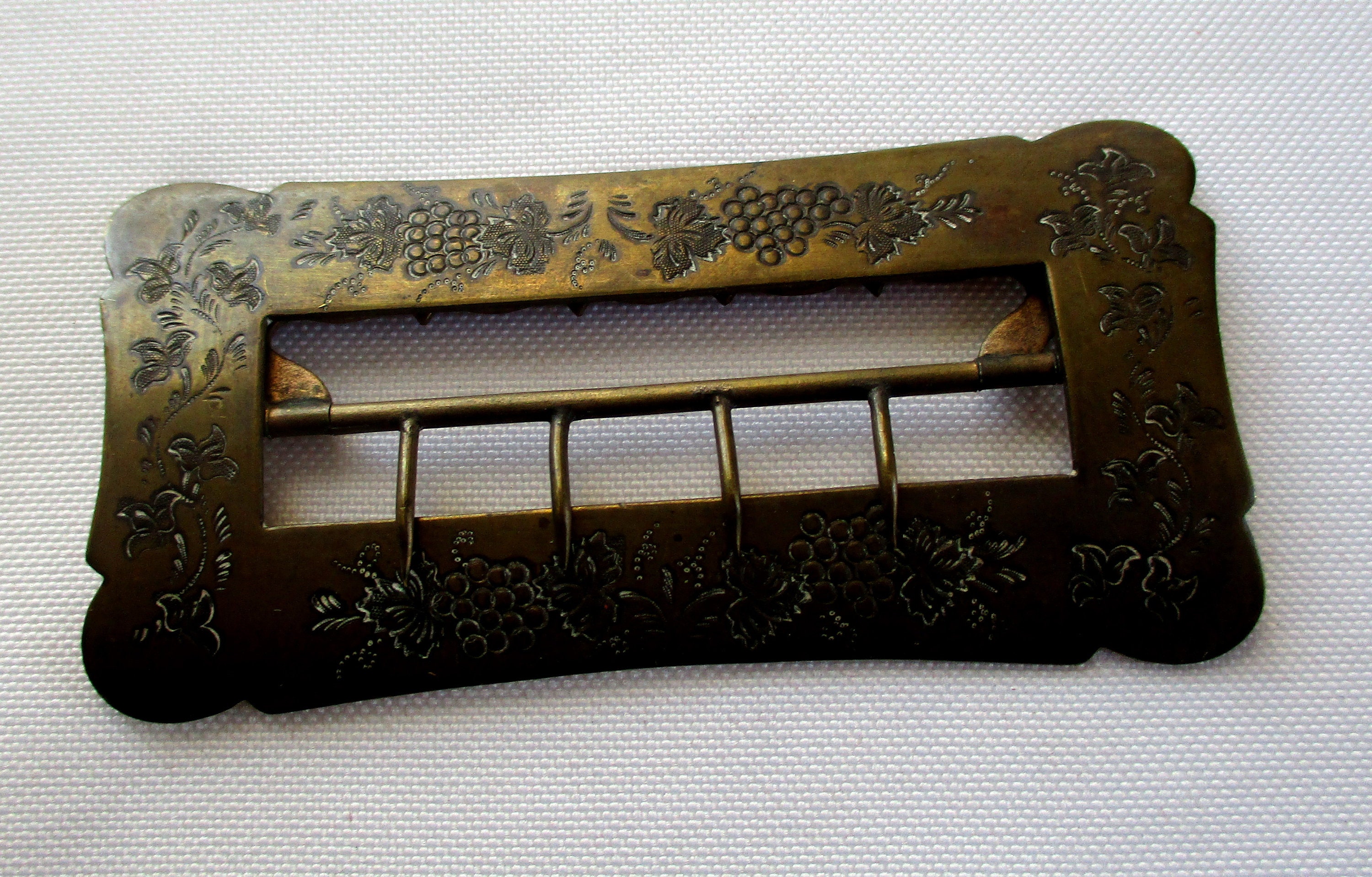 Vintage Brass Belt Buckle Grape Leaf Motif - Etsy