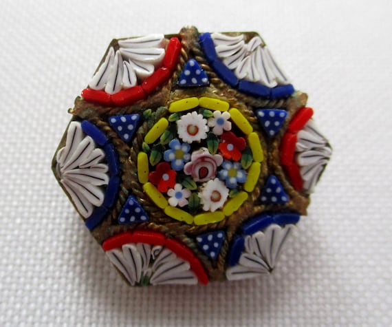 Broche plaque ancienne en or 9Kt et micro mosaïque florentine