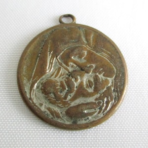 Vintage Our Lady of Sorrows Extension Religious Medal