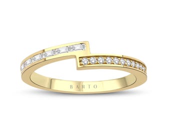 14k Gold Baguette and Round Diamond Band – Modern Asymmetrical Diamond Ring, Minimal Geometric Gold Ring