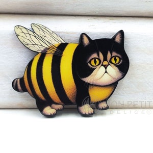 Bumblebee Cat wooden brooch, cat pin, cat themed gifts, cat jewelry, illustrated wood brooch, birthday gift, cat lovers gifts, gift for mom