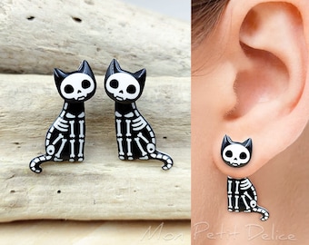 Boucles d'oreilles Halloween chat squelette, boucles d'oreilles veste, bijoux de sorcière, clous d'oreilles chat, bijoux d'halloween, cadeau d'anniversaire, cadeaux chat, cadeau pour amoureux des chats