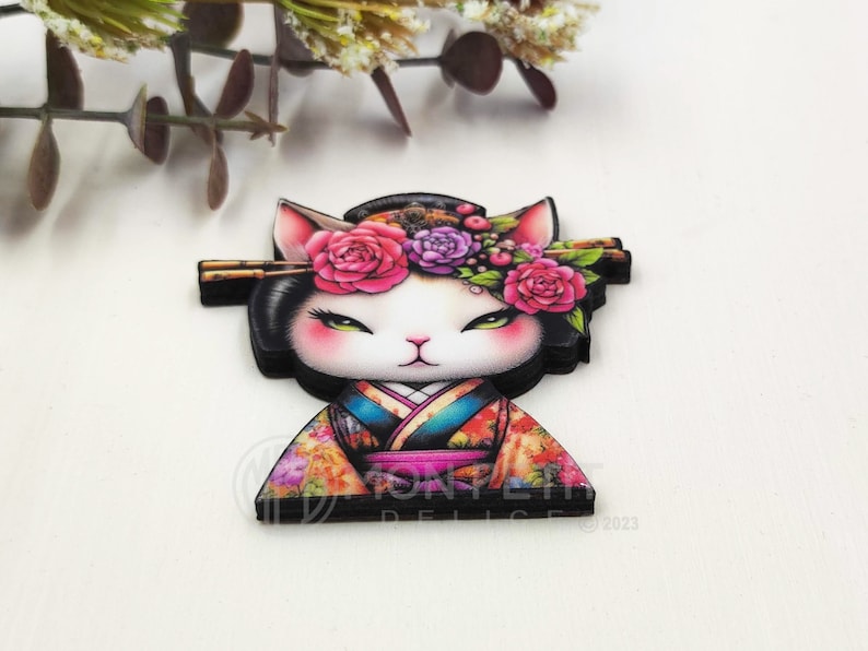 Geisha cat wooden brooch, handmade laser cut, with steel pin, original Christmas gift for cat lovers