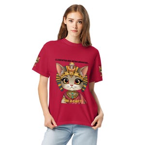Królewska Kotka Kleopatra – Zabawna Egipska Koszulka z Kotem – Uroczy T-shirt z Królową Kotów z Kreskówek – Prezent dla Miłośników Kotów – Uniseksualna Koszulka o Grubej Wadze Farbowana Na Ubraniu